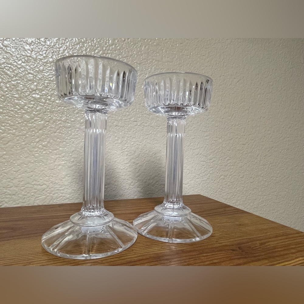 Shannon Crystal Designs of Ireland: 2 Candle Holders 7” - Picture 7 of 11
